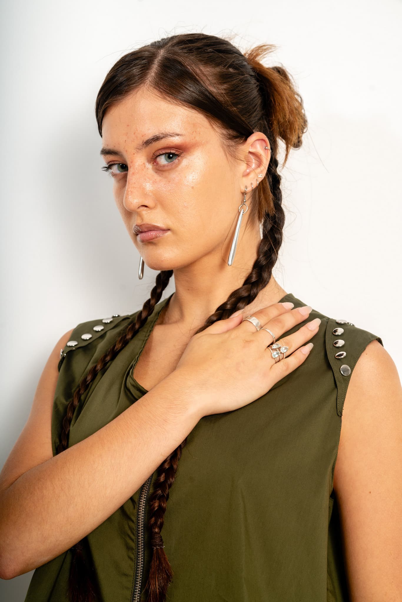 Cropped sleeveless Top with zipper & flat silver studs alternate view